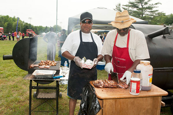 BBQ People Prepping Food